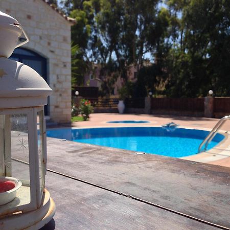 Niriides Luxury Villas Hersonissos  Dış mekan fotoğraf