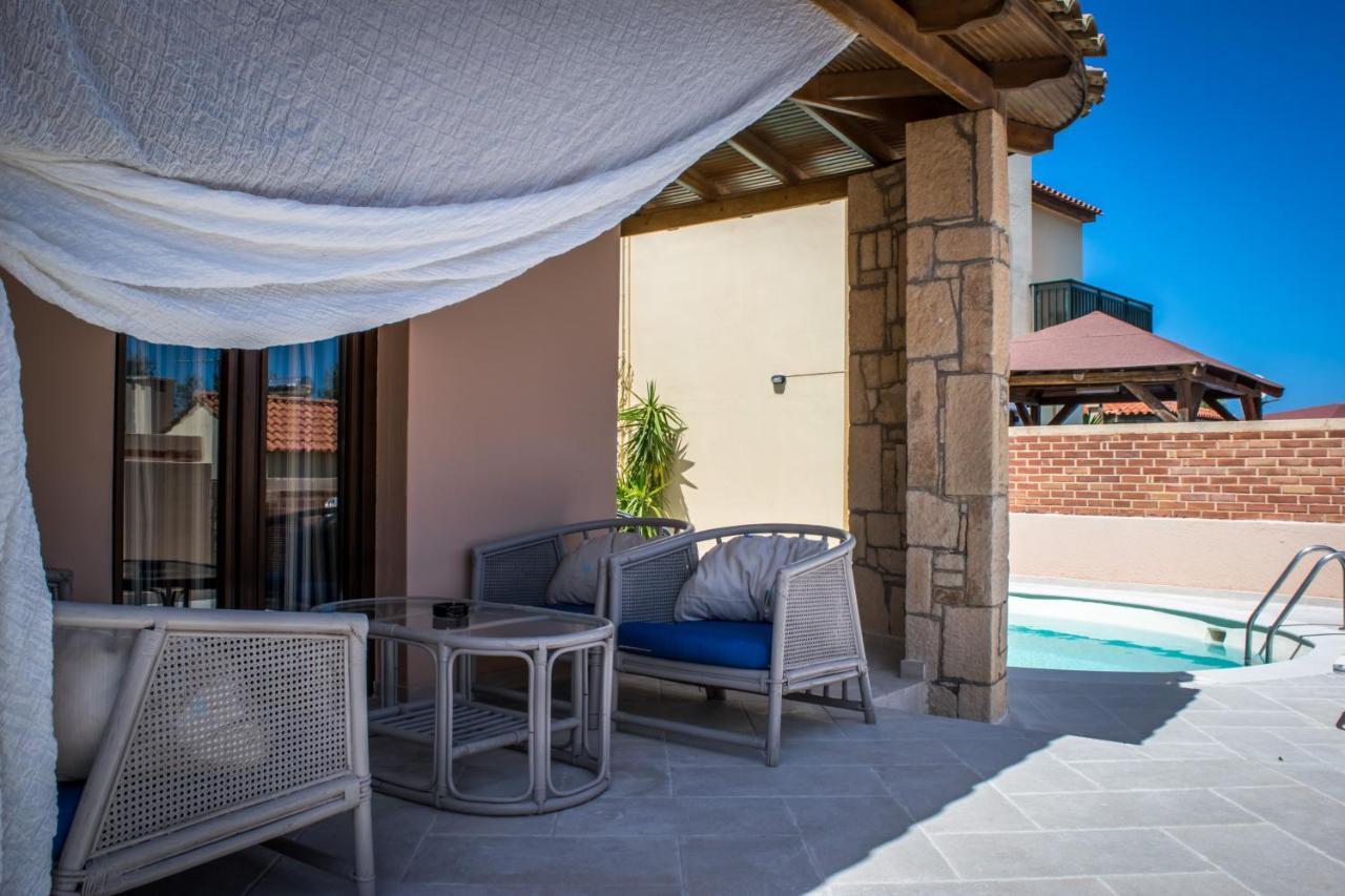 Niriides Luxury Villas Hersonissos  Dış mekan fotoğraf