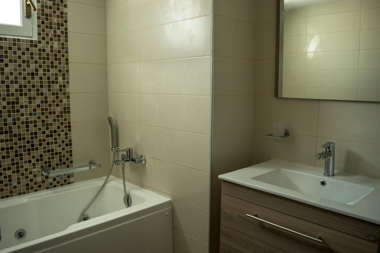 Niriides Luxury Villas Hersonissos  Dış mekan fotoğraf
